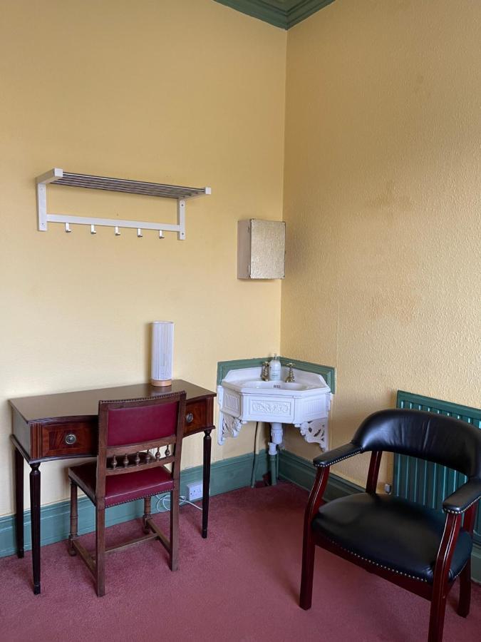 Chimneys Guest House 布莱克本 外观 照片