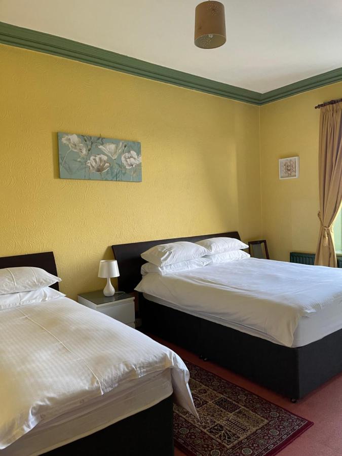 Chimneys Guest House 布莱克本 外观 照片
