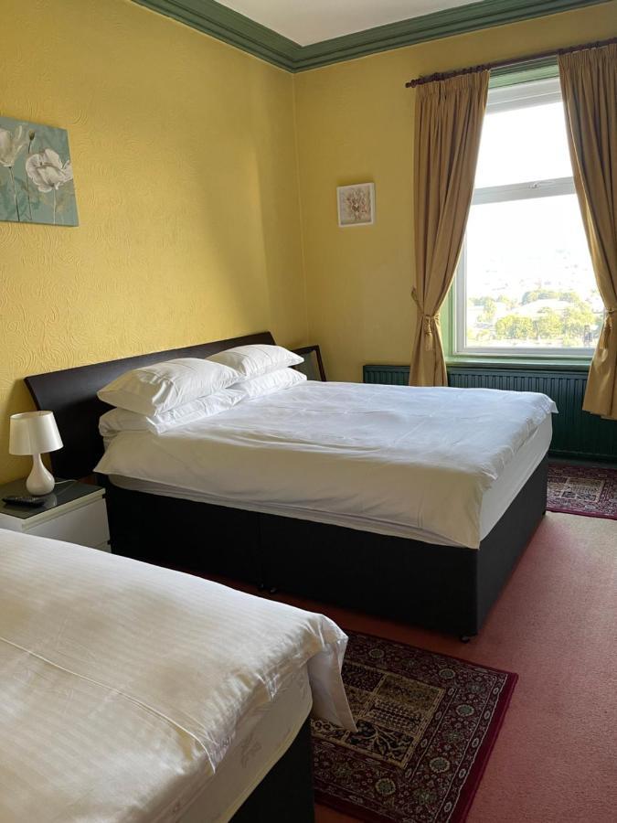 Chimneys Guest House 布莱克本 外观 照片