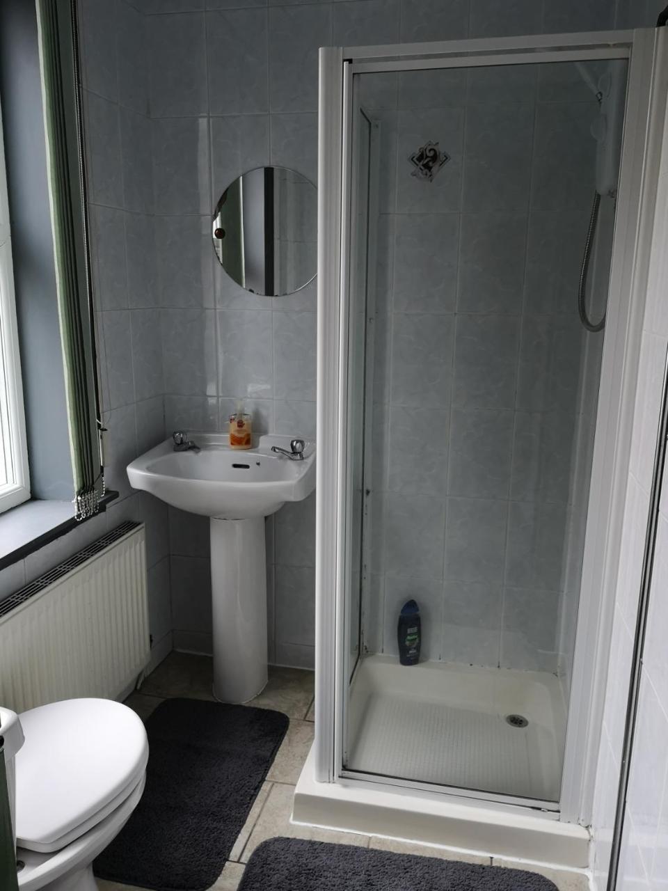 Chimneys Guest House 布莱克本 外观 照片